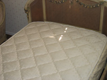 Custom Mattress with curved head